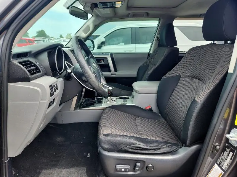 2010 TOYOTA 4RUNNER SR5  