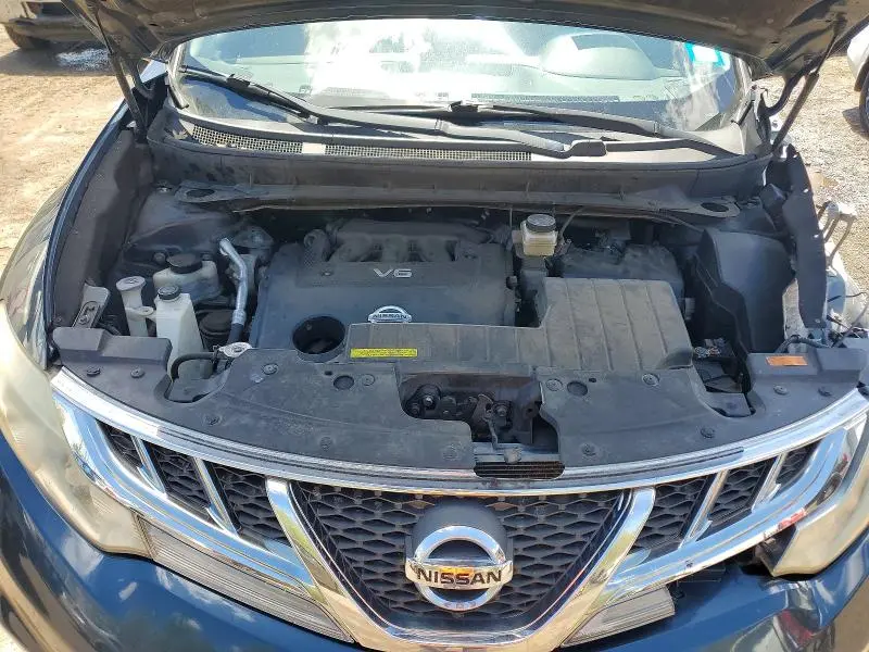 2013 NISSAN MURANO S  