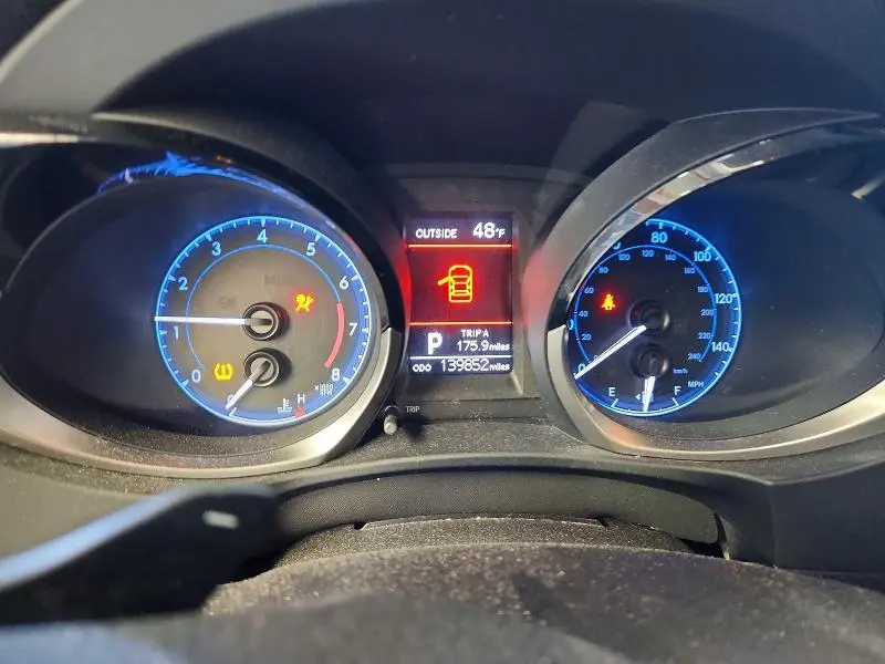 2014 TOYOTA COROLLA S PLUS  