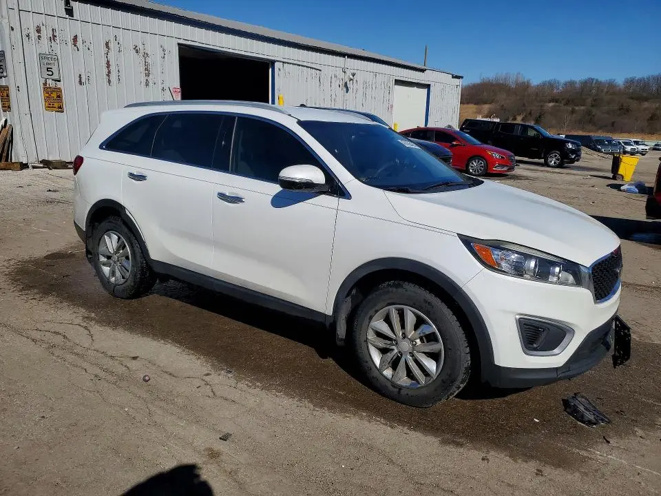 2016 KIA SORENTO LX  