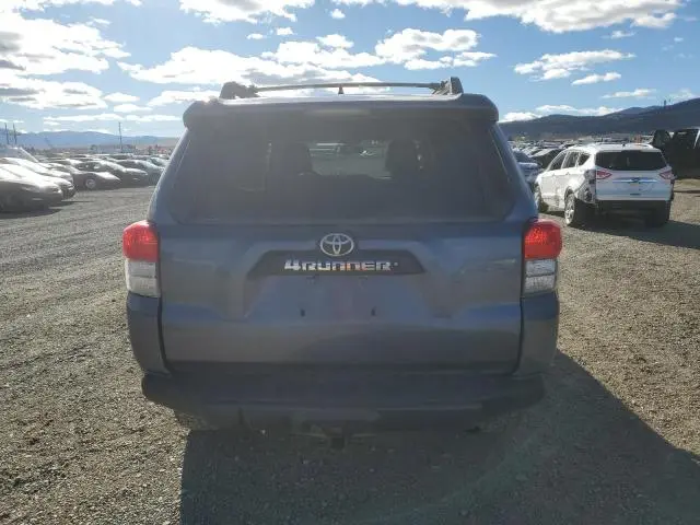 2010 TOYOTA 4RUNNER SR5  