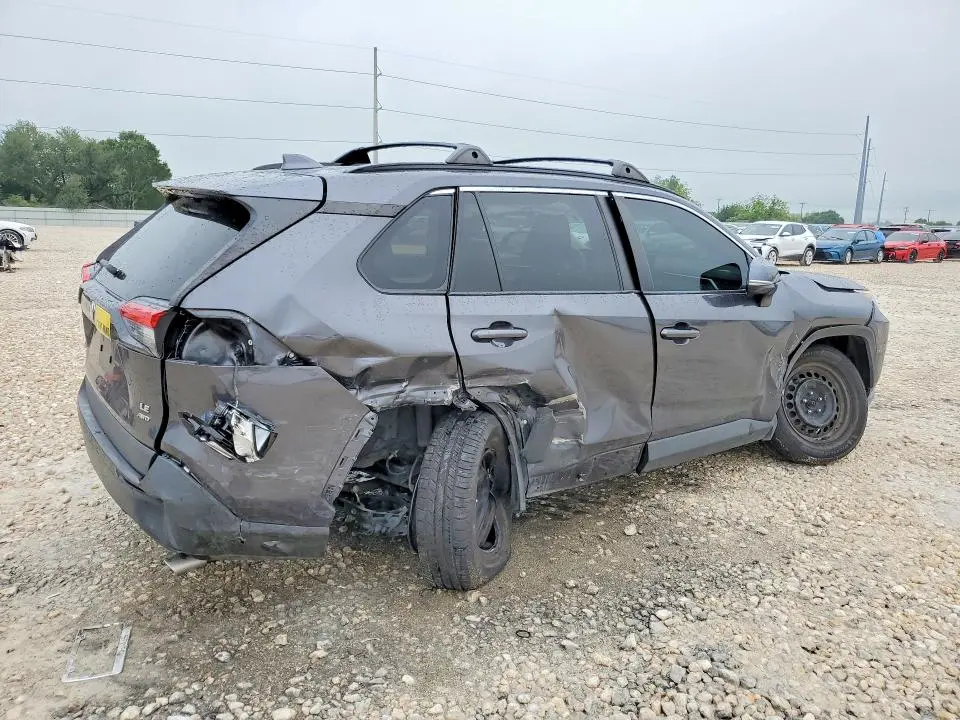 2021 TOYOTA RAV4 LE  