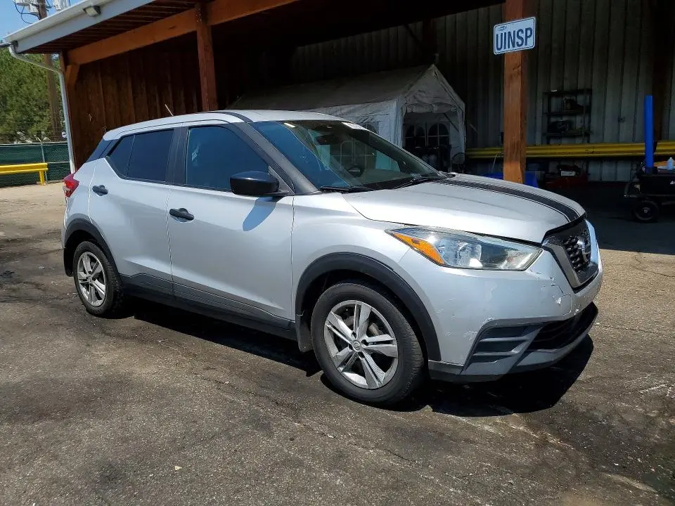 2020 NISSAN KICKS S  