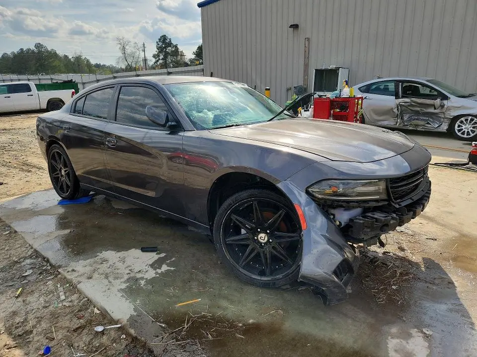 2021 DODGE CHARGER SXT  