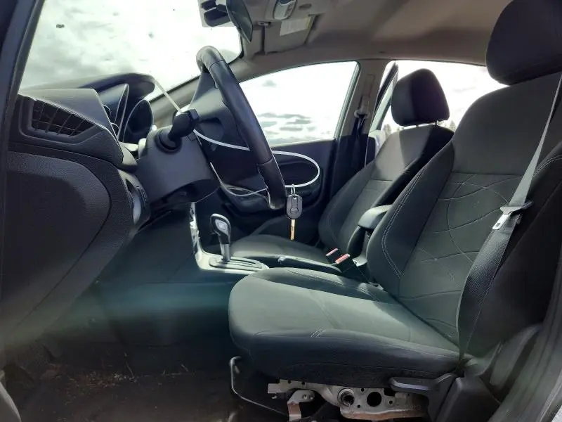 2015 FORD FIESTA SE  