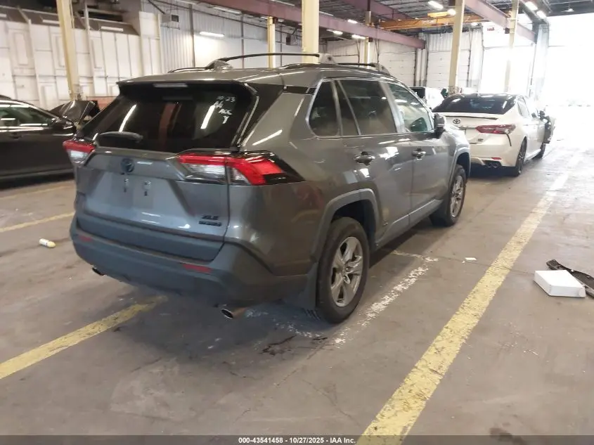 2024 TOYOTA RAV4 HYBRID XLE