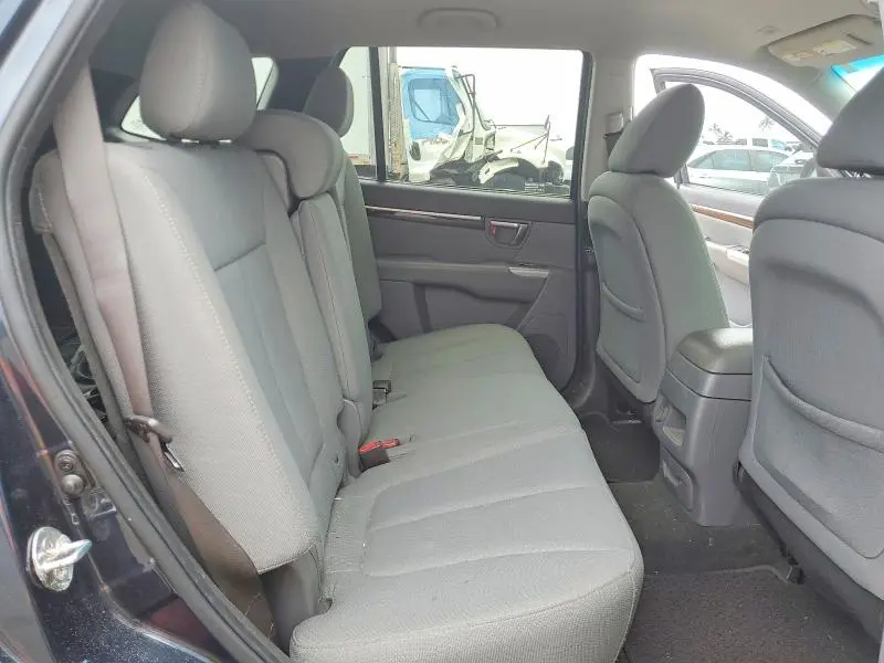 2011 HYUNDAI SANTA FE GLS  