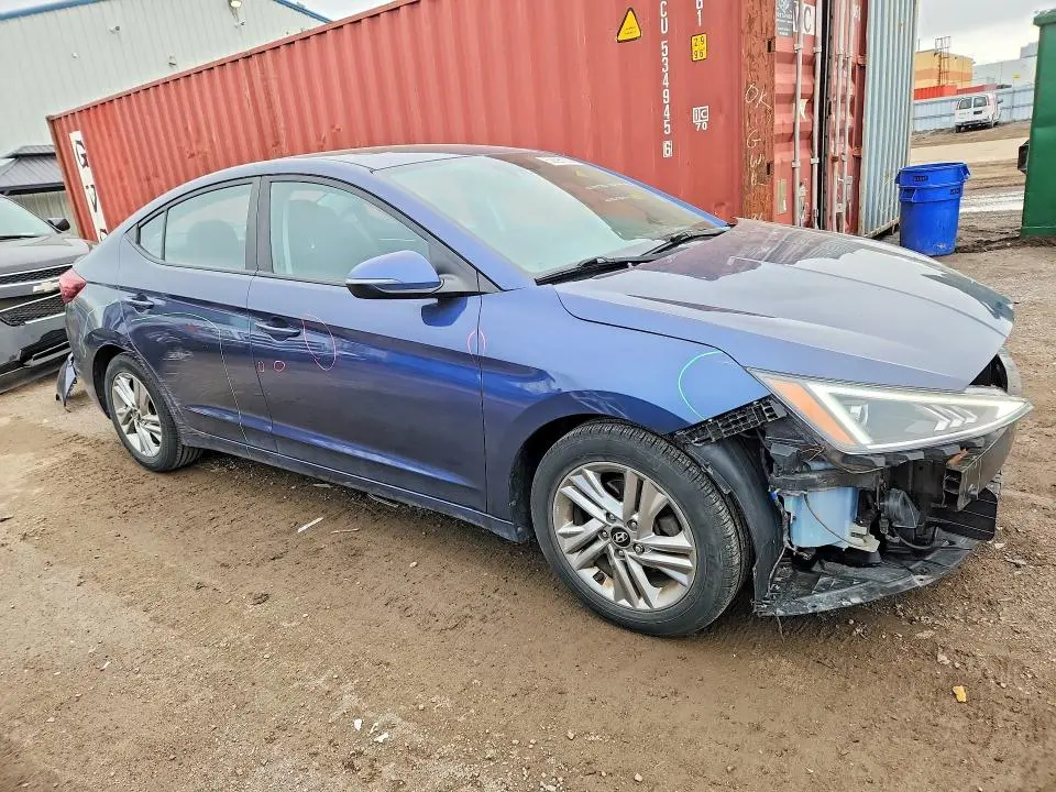 2019 HYUNDAI ELANTRA SE  
