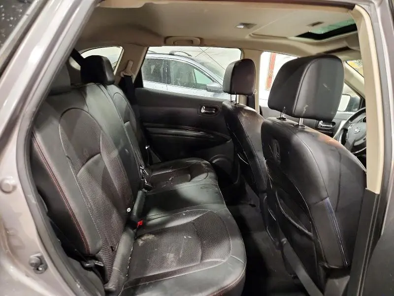 2012 NISSAN ROGUE S  