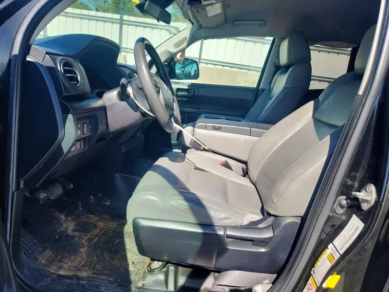 2019 TOYOTA TUNDRA SR  