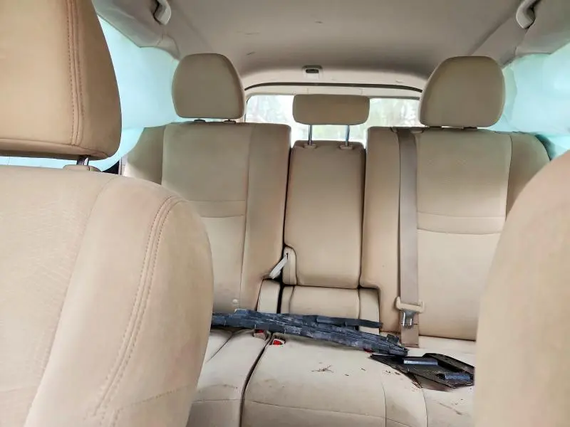 2015 NISSAN ROGUE S  