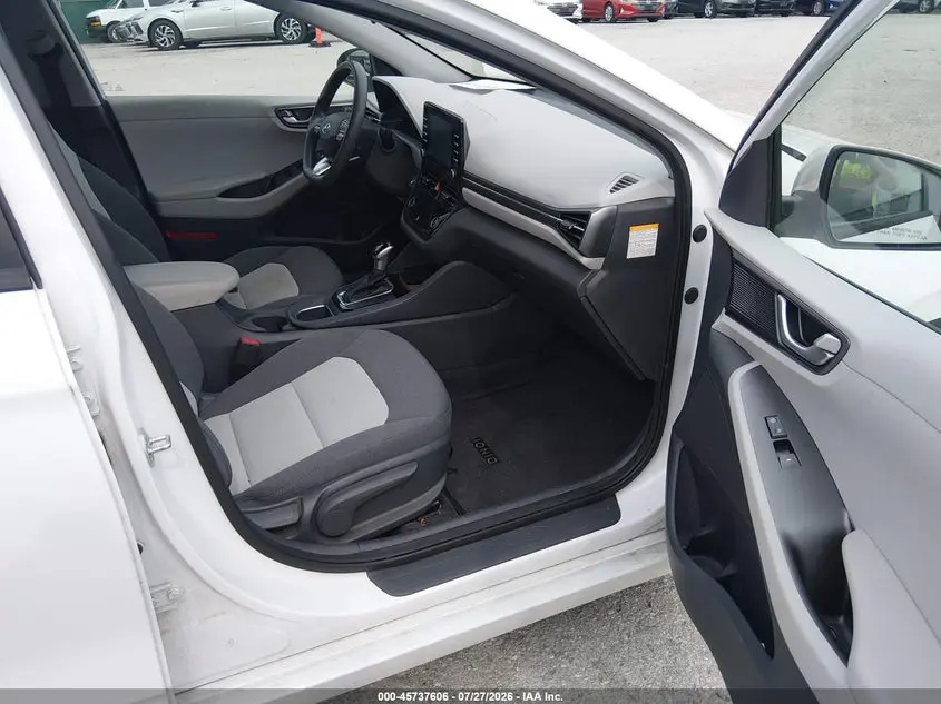 2020 HYUNDAI IONIQ HYBRID BLUE