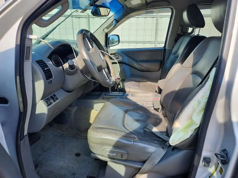 2012 NISSAN FRONTIER S  