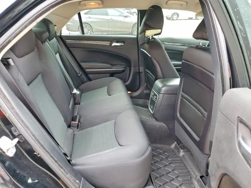 2019 CHRYSLER 300 TOURING  