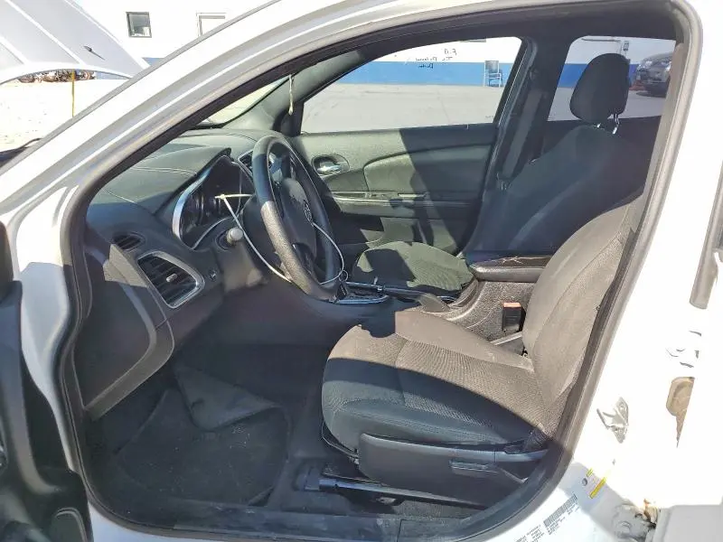 2012 DODGE AVENGER SE  