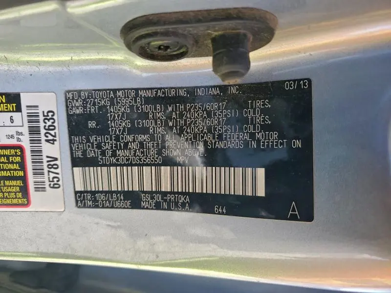 2013 TOYOTA SIENNA XLE  