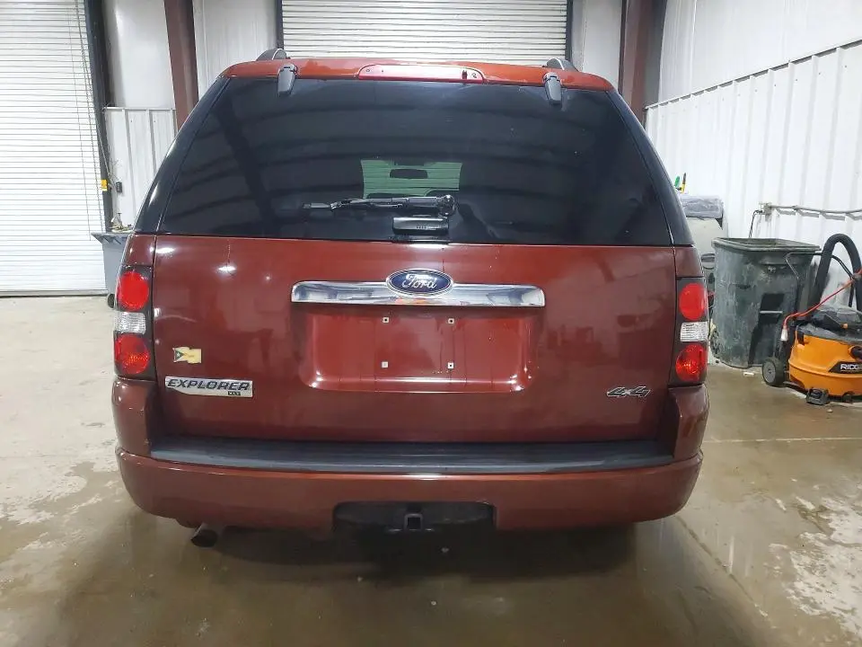 2010 FORD EXPLORER XLT  