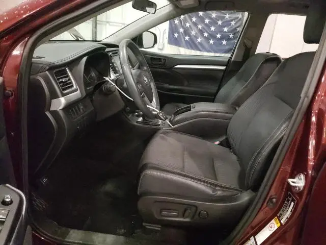 2016 TOYOTA HIGHLANDER LE  