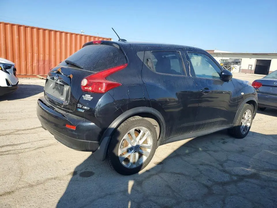 2012 NISSAN JUKE S  