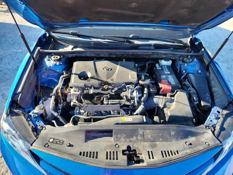 2019 TOYOTA CAMRY LE  