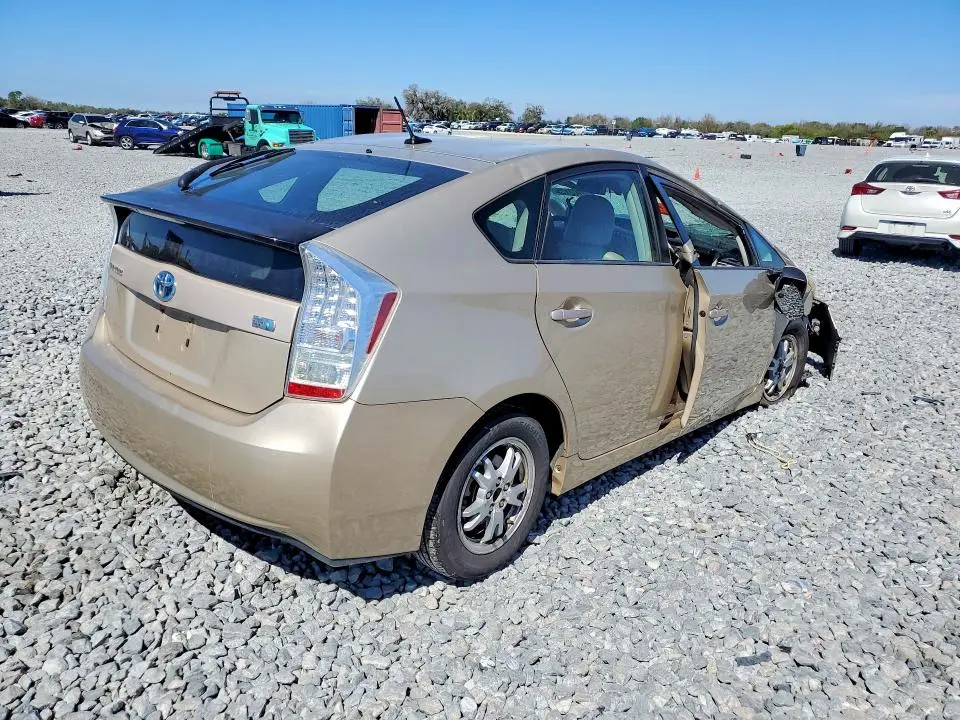 2010 TOYOTA PRIUS IV  