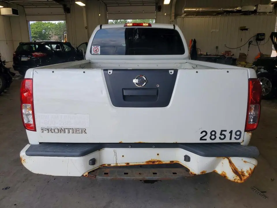 2018 NISSAN FRONTIER S  