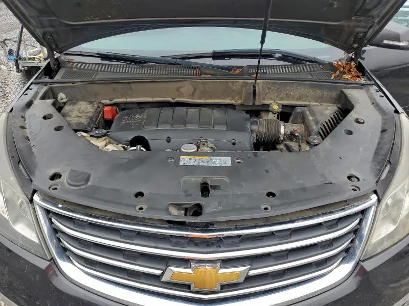2015 CHEVROLET TRAVERSE LT  