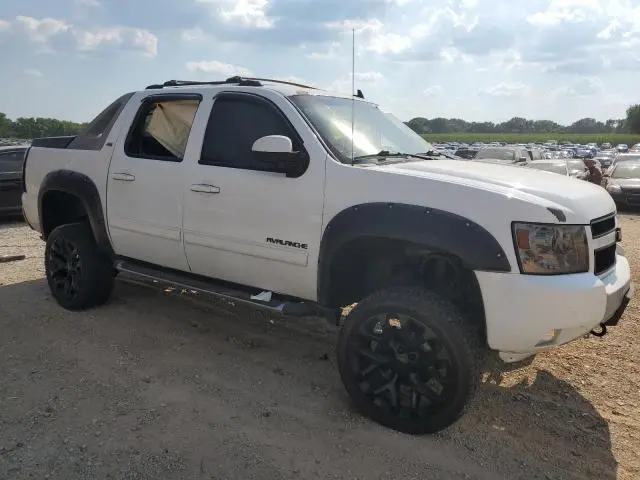2011 CHEVROLET AVALANCHE LT  
