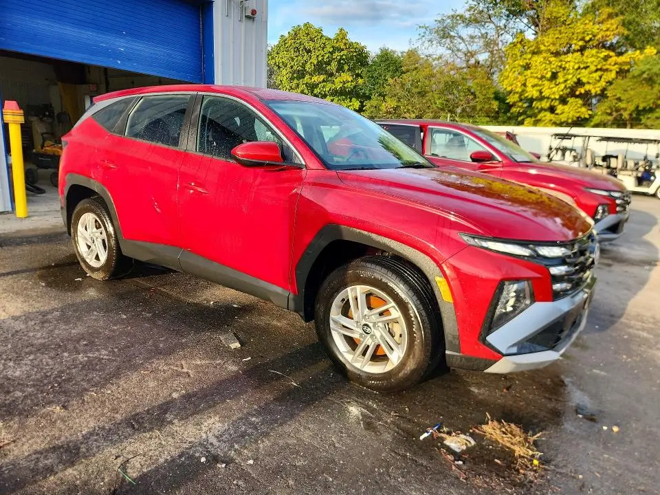 2026 HYUNDAI TUCSON SE  