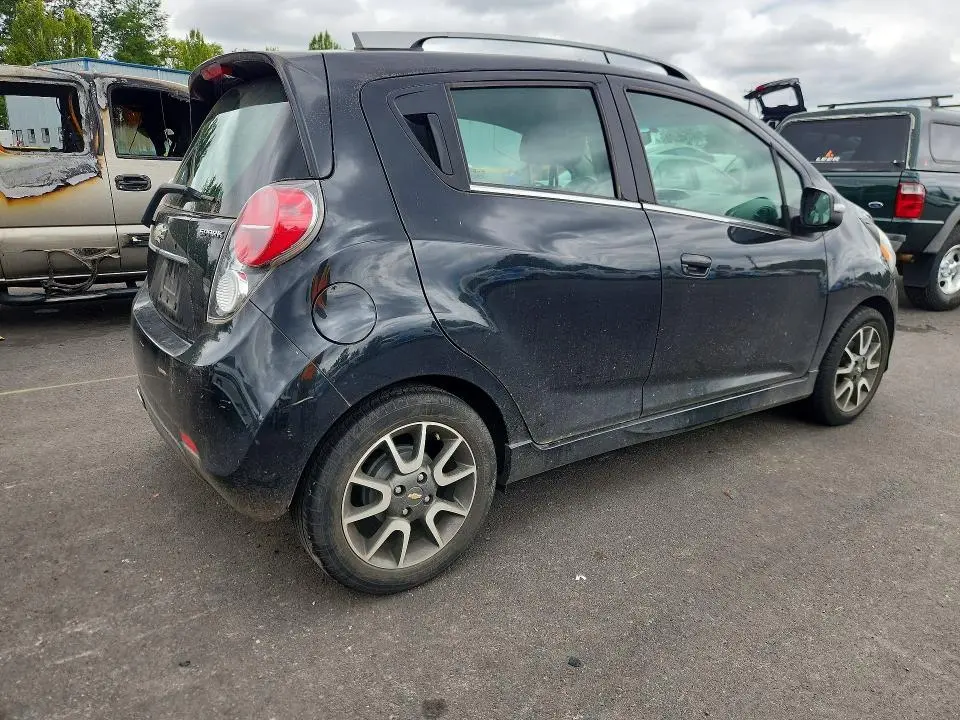 2014 CHEVROLET SPARK 2LT  