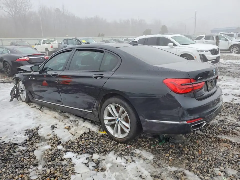 2018 BMW 750 XI  