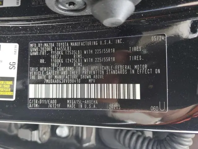 2024 TOYOTA COROLLA CROSS XLE  
