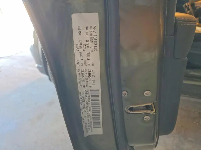 2019 JEEP CHEROKEE LATITUDE  