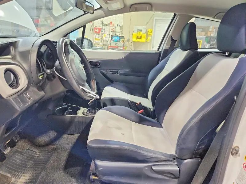 2012 TOYOTA YARIS 3-DOOR L  