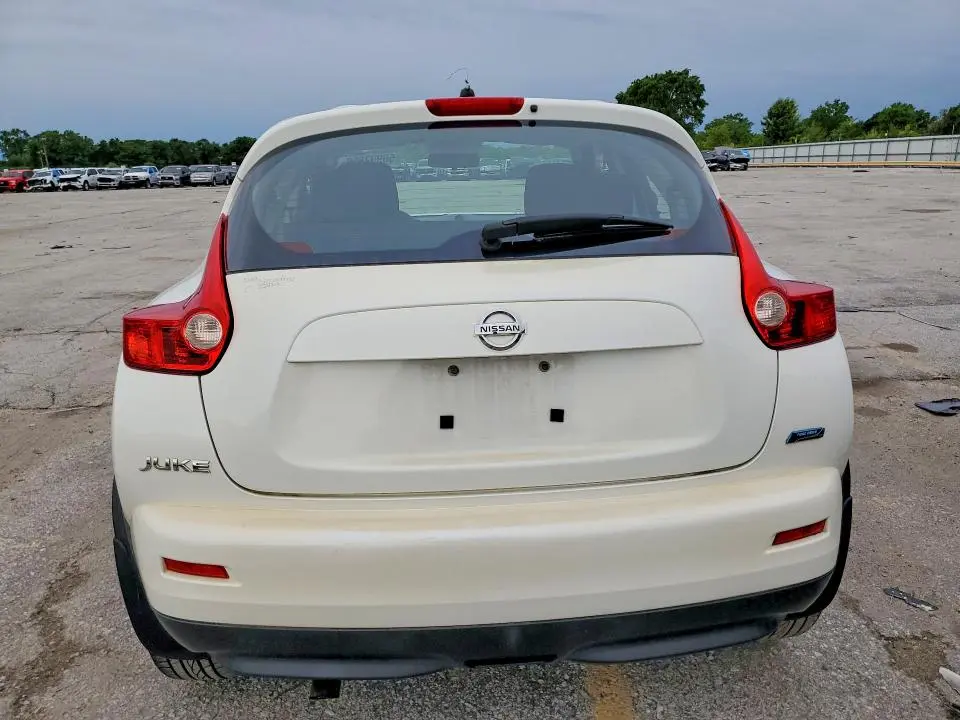 2014 NISSAN JUKE S  