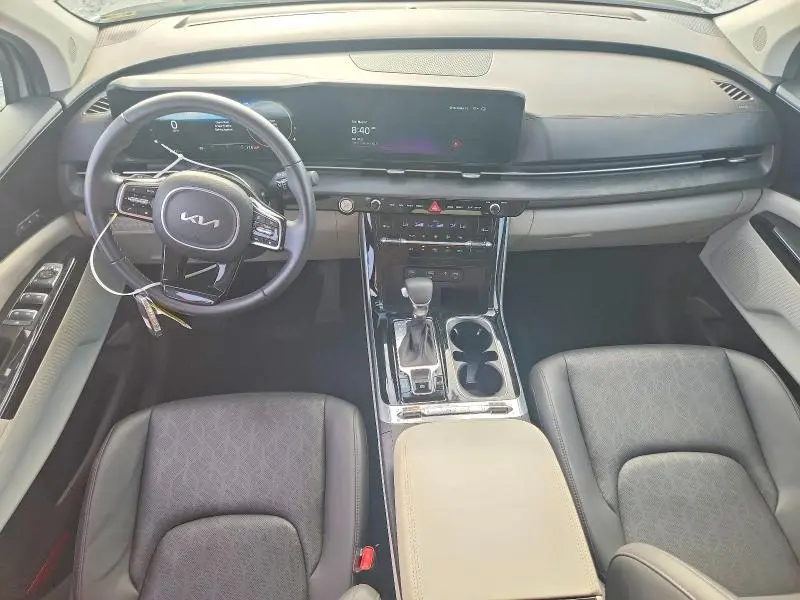 2023 KIA CARNIVAL SX  