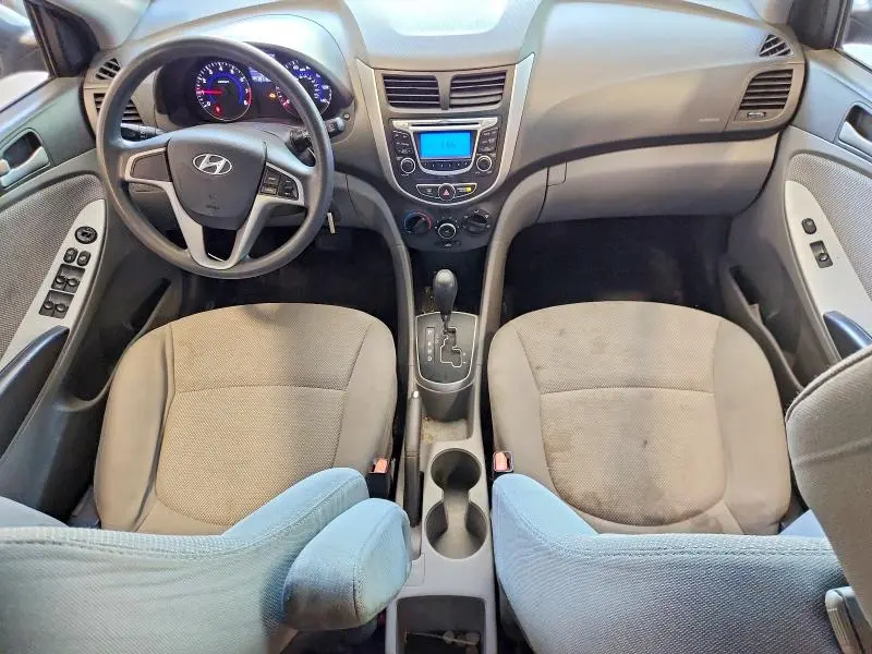 2013 HYUNDAI ACCENT GS  