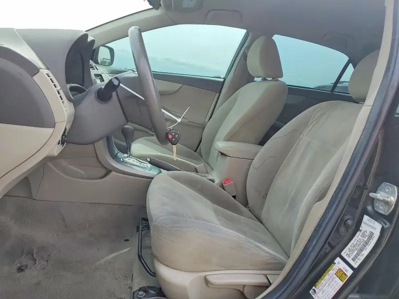 2010 TOYOTA COROLLA LE  