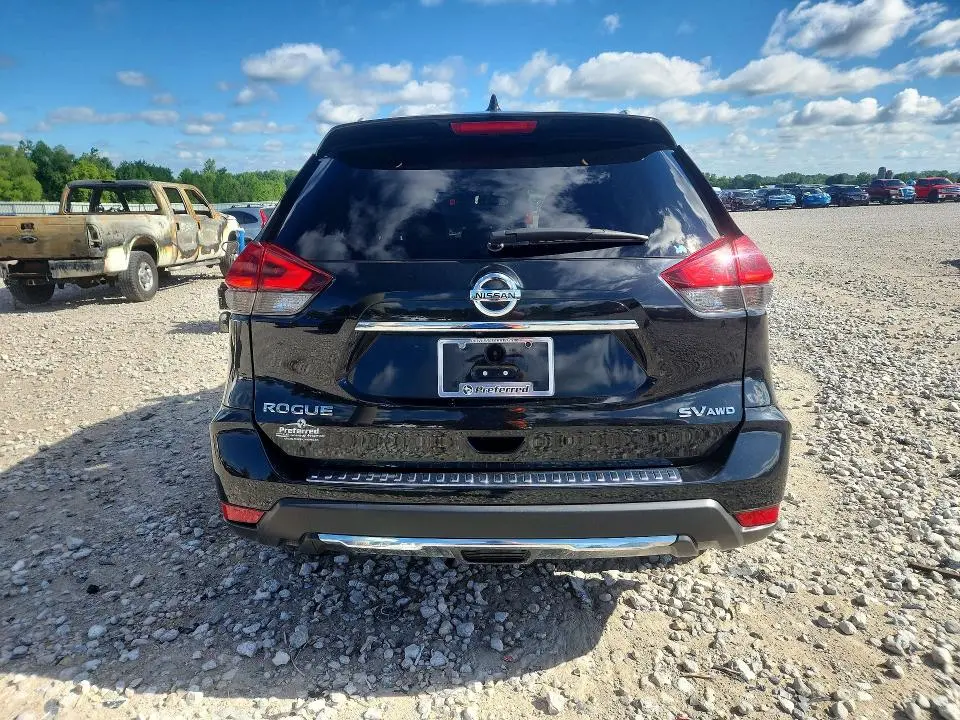 2018 NISSAN ROGUE SV  