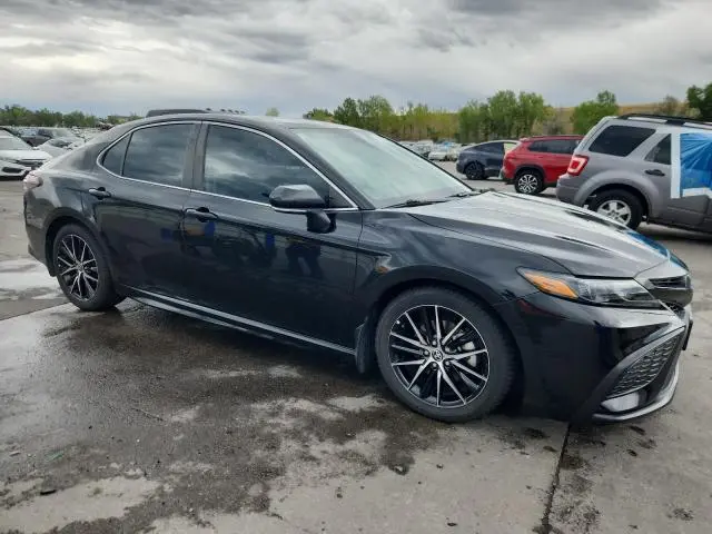 2022 TOYOTA CAMRY SE  