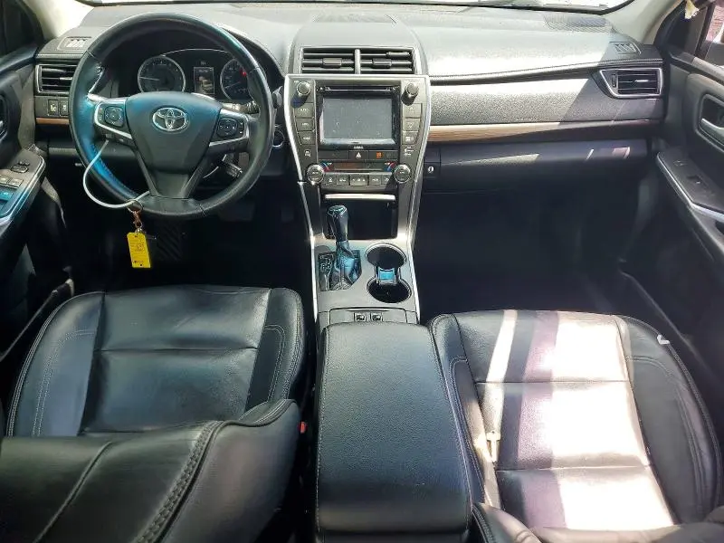 2017 TOYOTA CAMRY XLE  