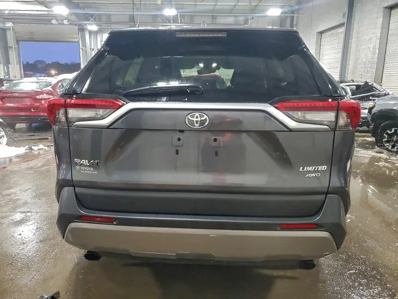 2022 TOYOTA RAV4 LIMITED  