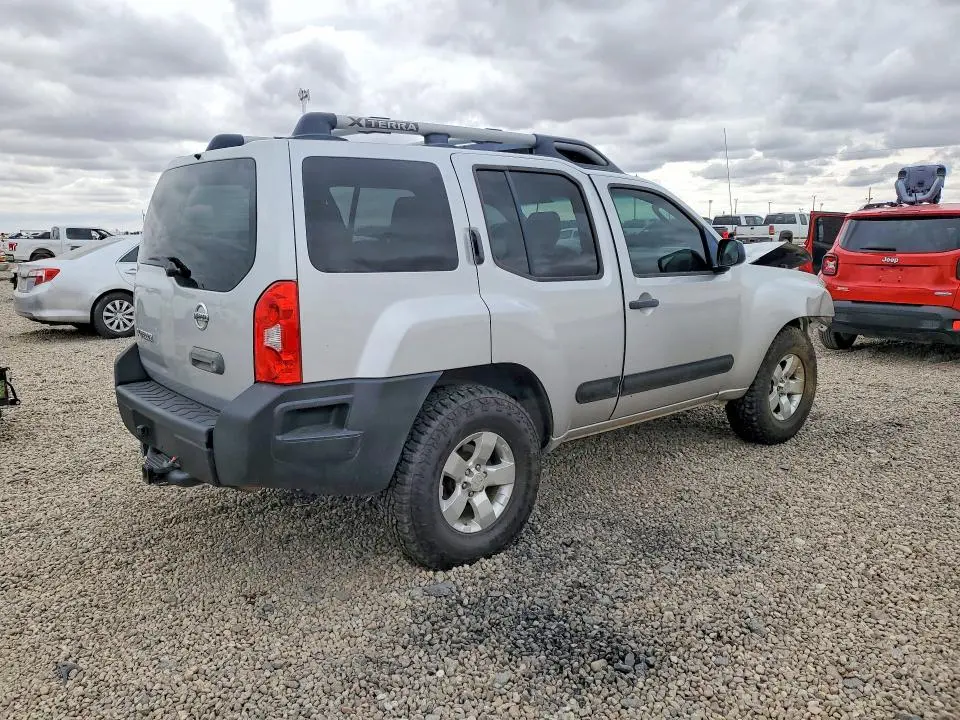 2012 NISSAN XTERRA X  