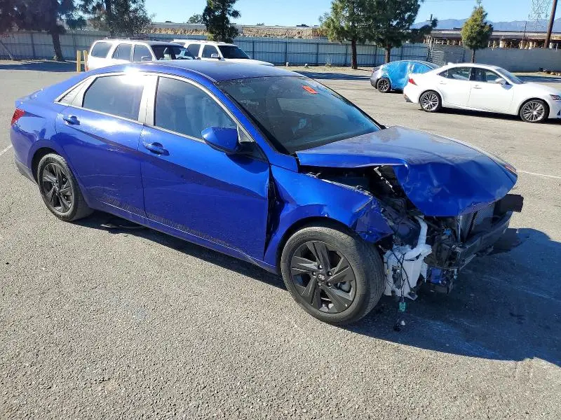 2022 HYUNDAI ELANTRA SEL  