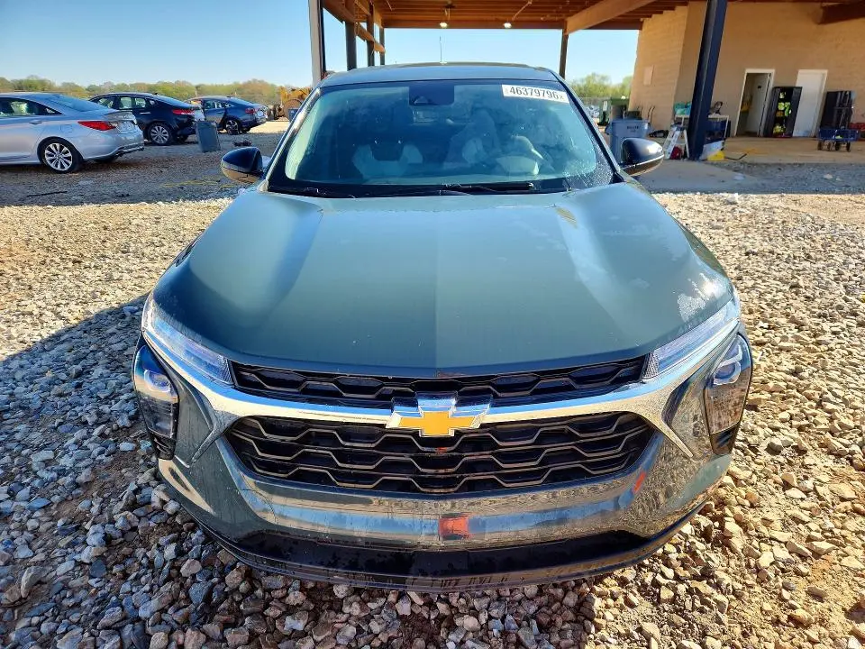 2025 CHEVROLET TRAX LS  
