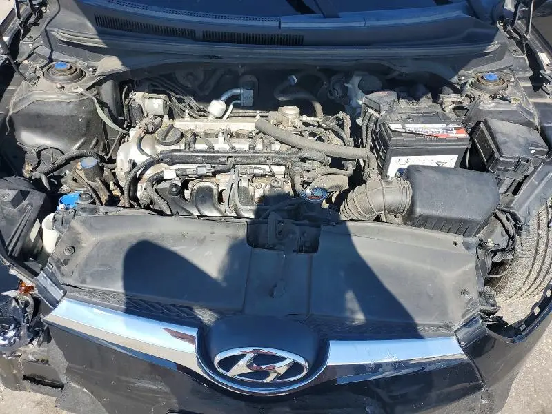 2013 HYUNDAI VELOSTER BASE  