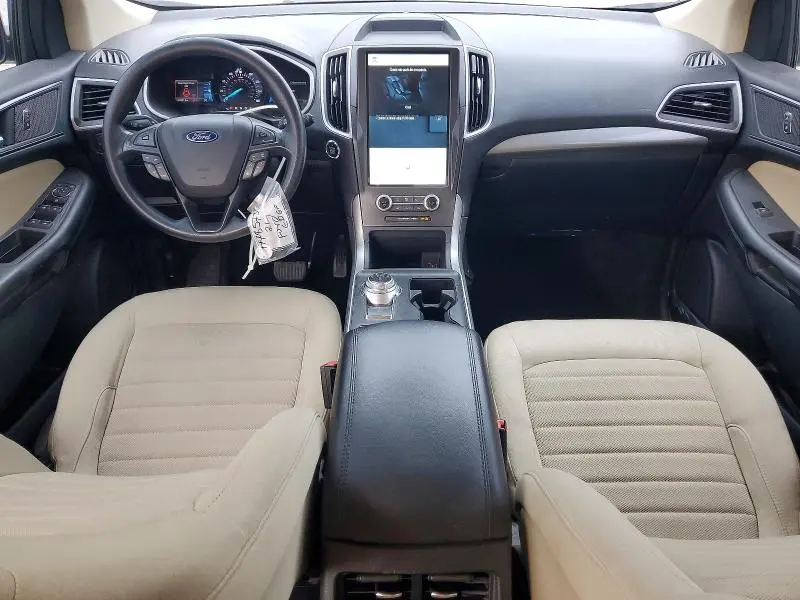 2021 FORD EDGE SE  