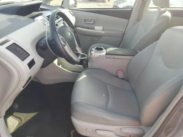 2013 TOYOTA PRIUS V   