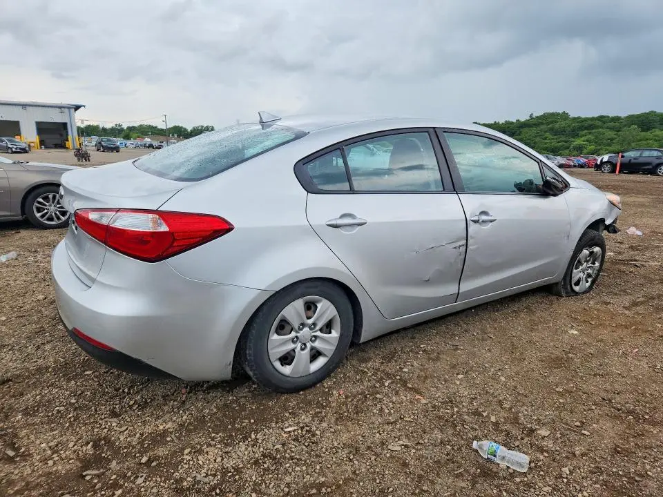 2016 KIA FORTE LX  