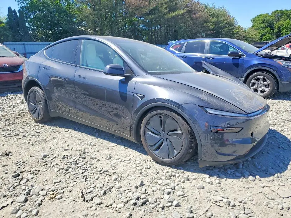 2026 TESLA MODEL Y   